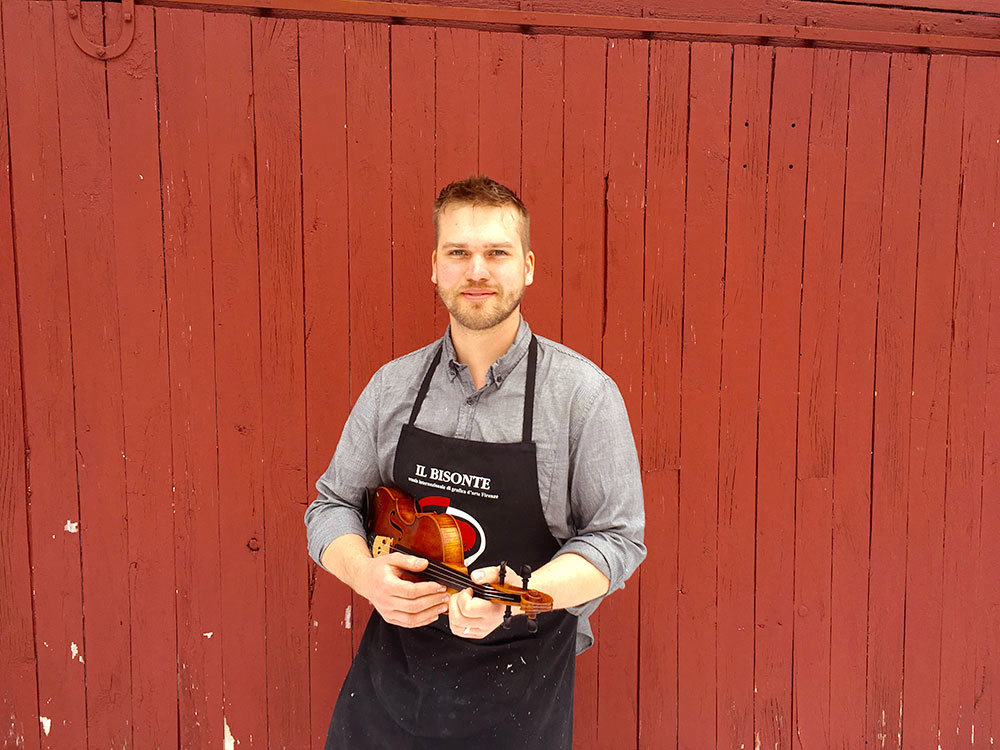 Vermont luthier Jacob Brillhart is volunteering to build a violin